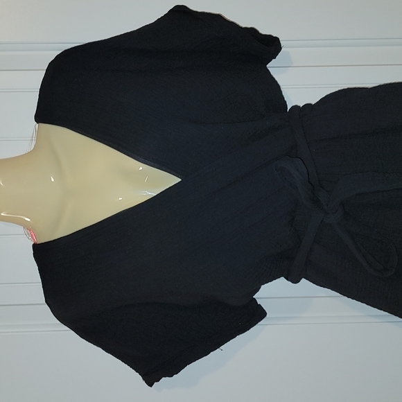 How Very Loved - Black Romper - Picture 2 of 6